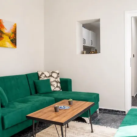 Gizli Tas Ev Villa